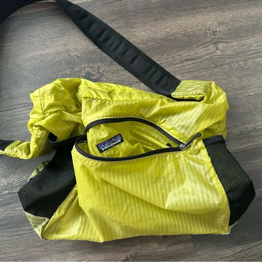 Y2K Vtg Patagonia Lime Green Packable Courier Bag Purse Convertible Tote Strap